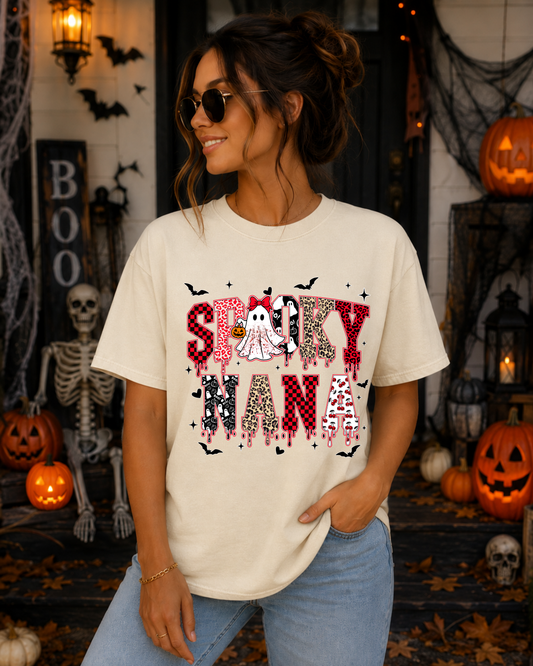 Spooky Nana Halloween Shirt – Cute Ghost Buffalo Plaid Graphic Tee for Nanas | Fall Halloween T-Shirt